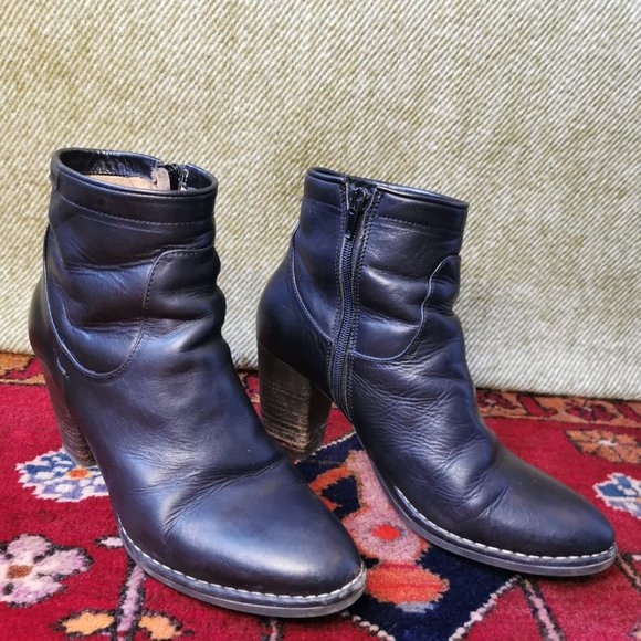 PLDM Ankle Boots - Picture 7 of 8